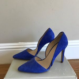 Banana Republic Adelia pumps 6.5M in bell blue